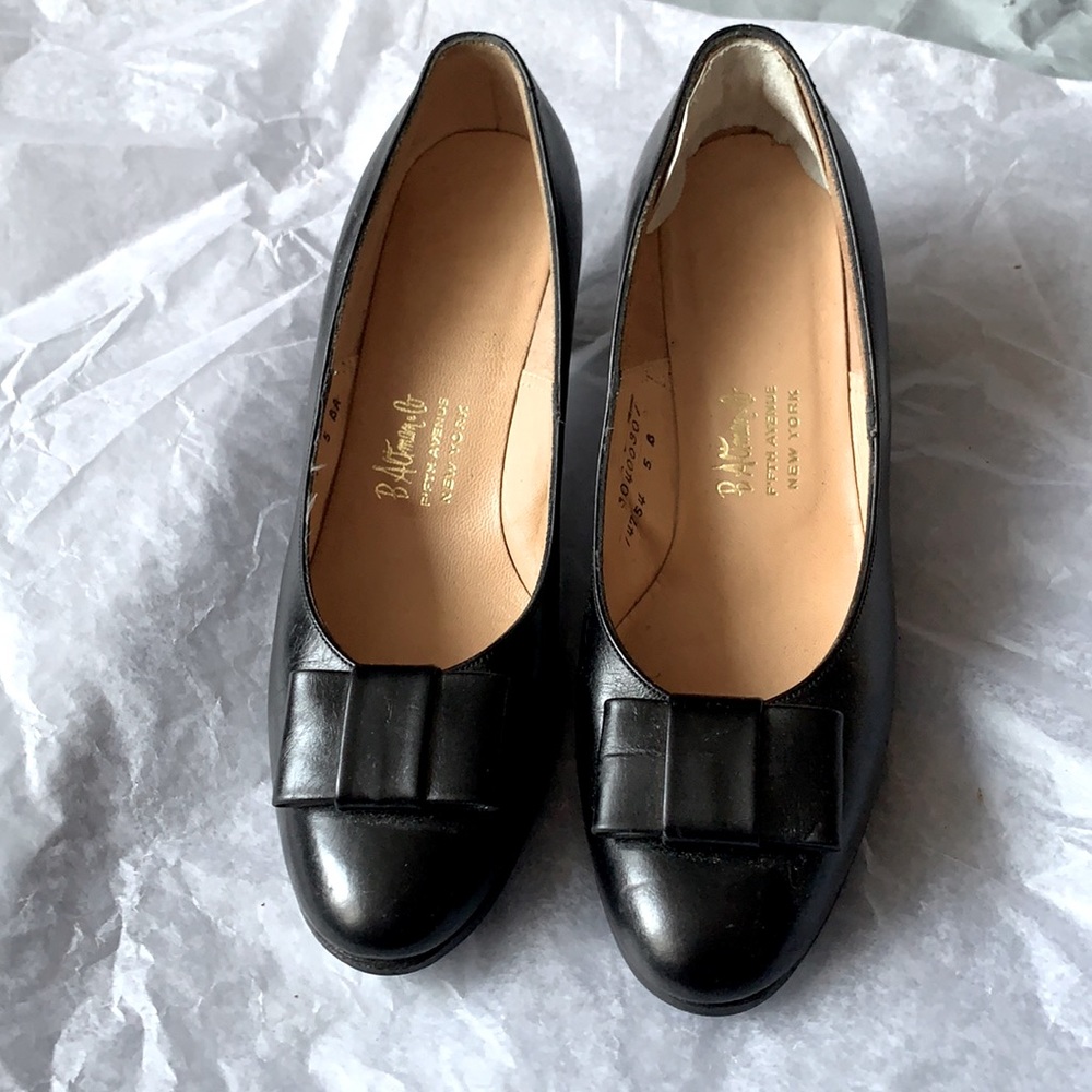 Vintage B. Altman bow pumps 2” heels 5B